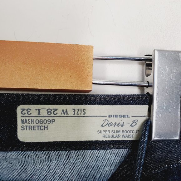 NWT DIESEL Doris Bootcut Dark Wash Jeans (small slim fit) - Picture 7 of 14